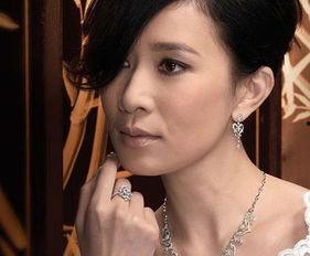 粤语爆料香港娱乐圈女星,揭秘幕后真相与情感纠葛  第1张